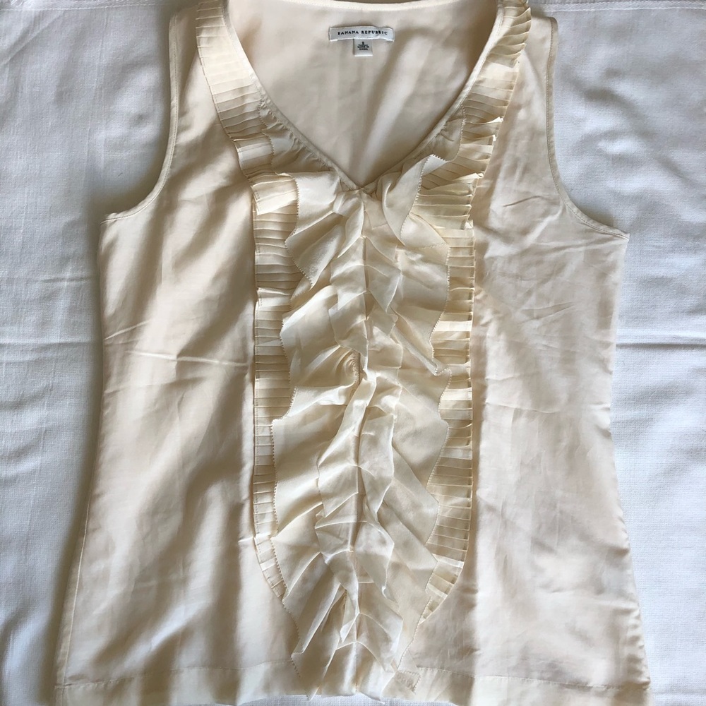 Banana Republic (Retail) Ruffled Tank - Picture 5 of 6